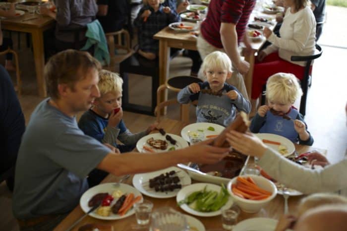 Familie der spiser sammen